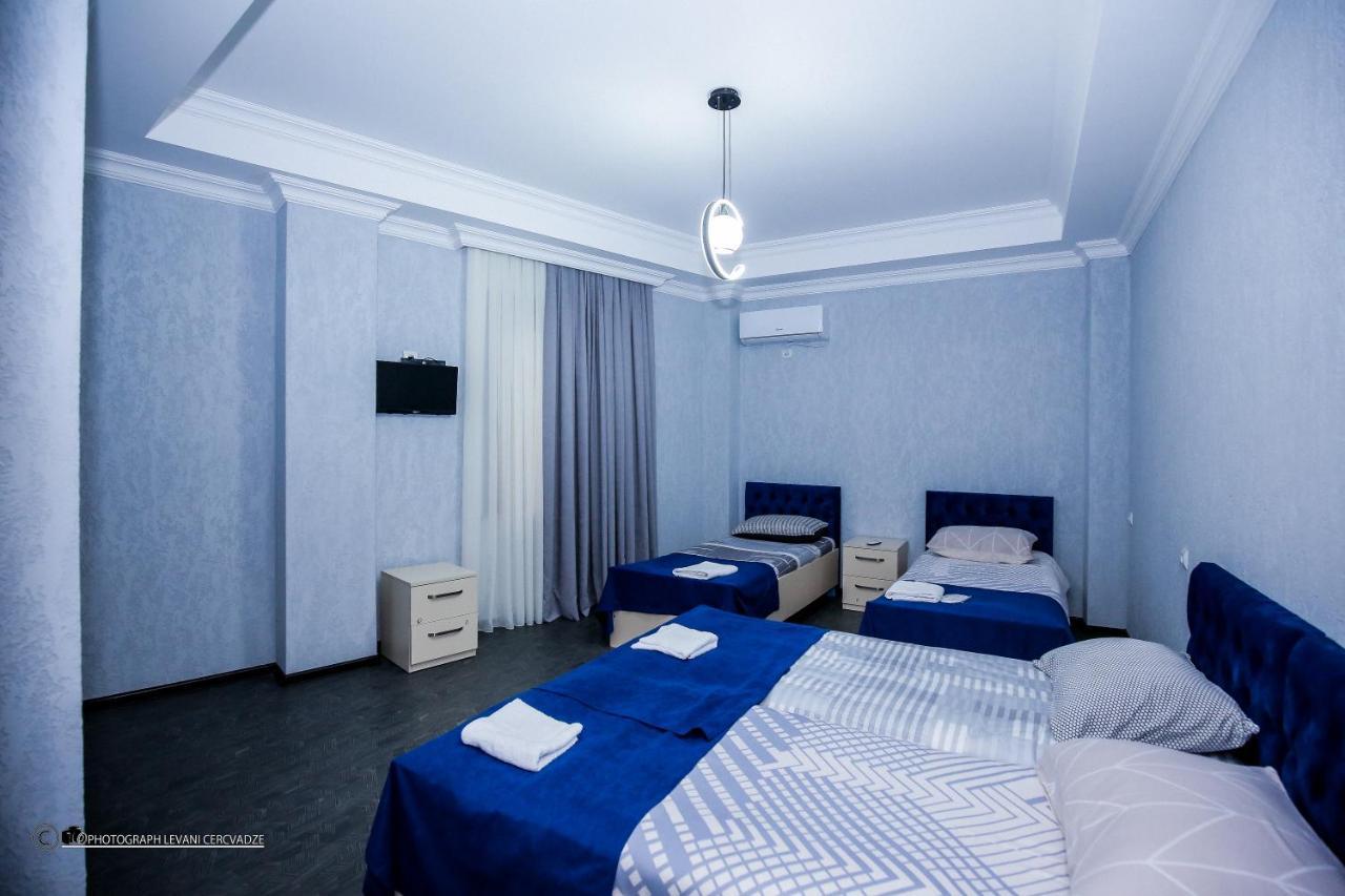 Hotel Balcony Кутаиси Екстериор снимка
