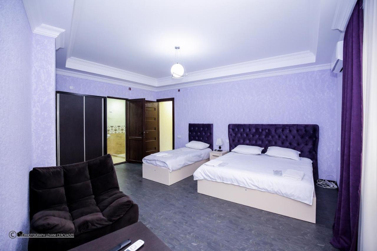 Hotel Balcony Кутаиси Екстериор снимка
