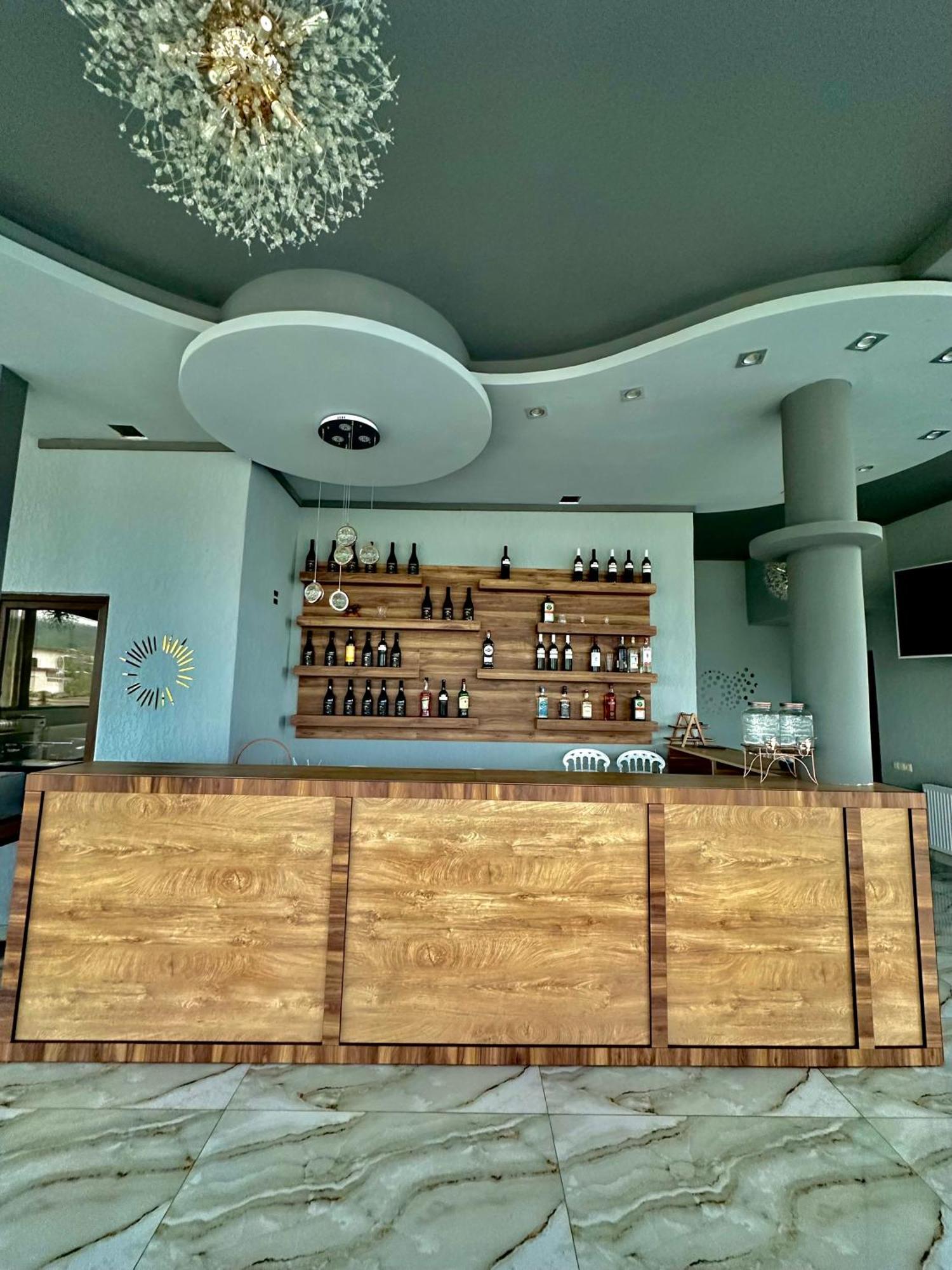 Hotel Balcony Кутаиси Екстериор снимка
